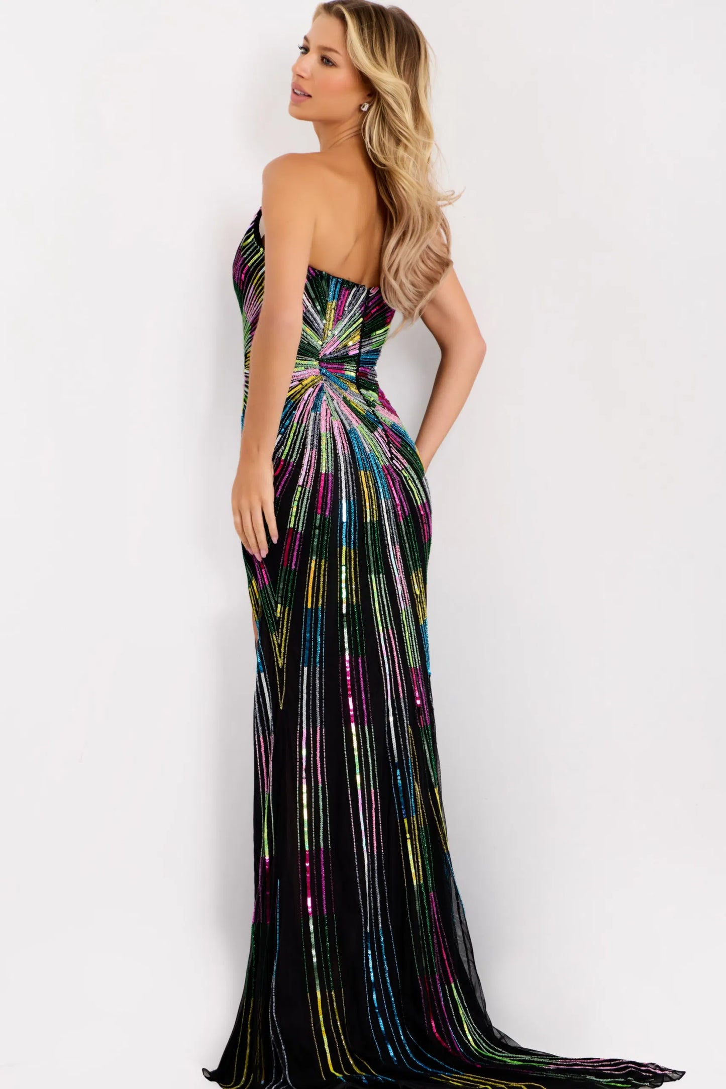 48564 Jovani 26