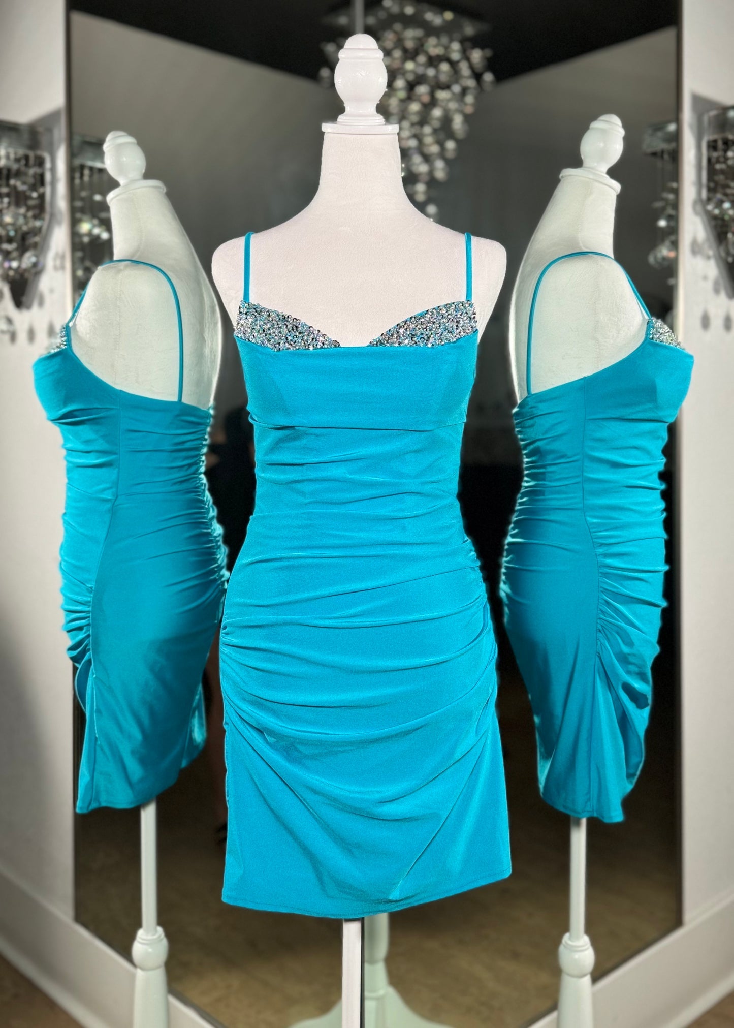 36719A Jovani