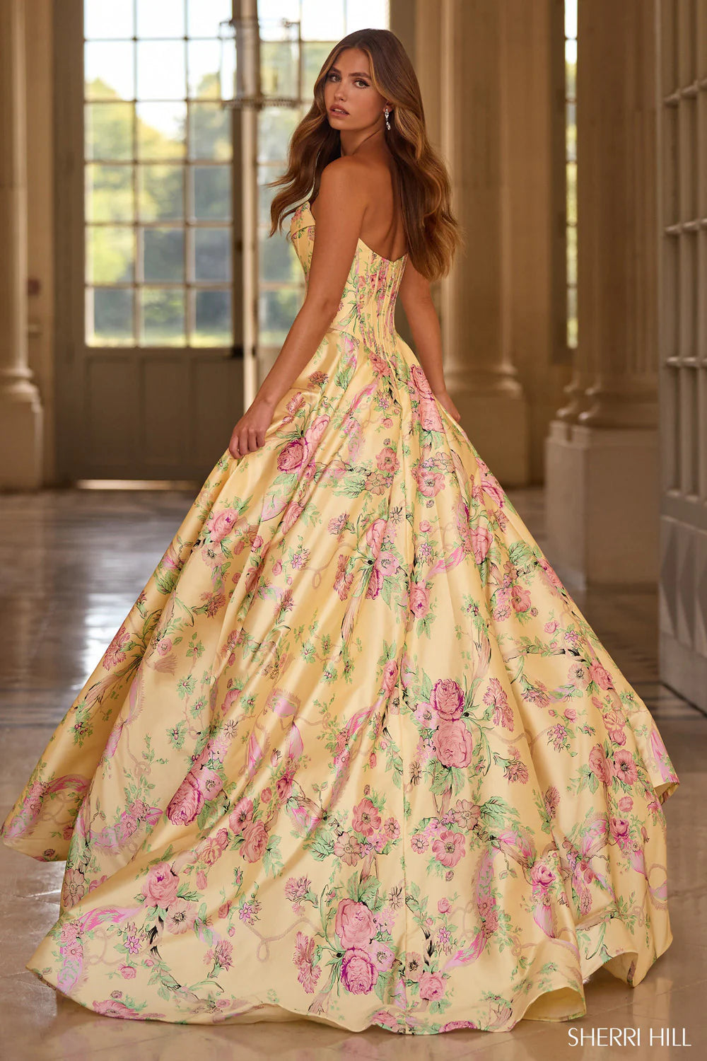 57797 Sherri Hill 26L