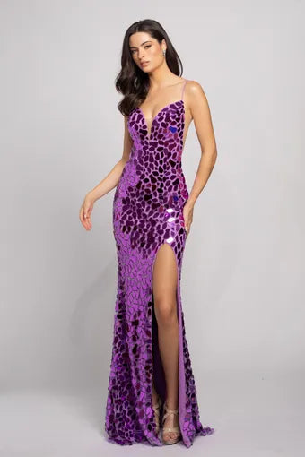 2191 Sophia Thomas clearance