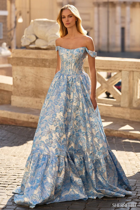 57918 Sherri Hill 26