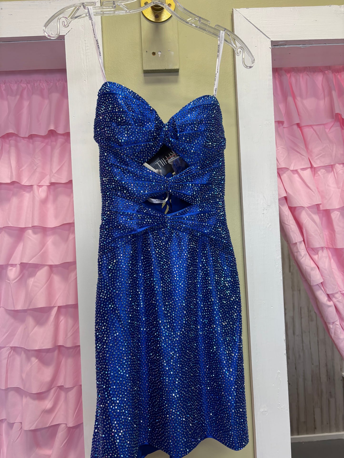 57430-SHERRI HILL 25-SHORT